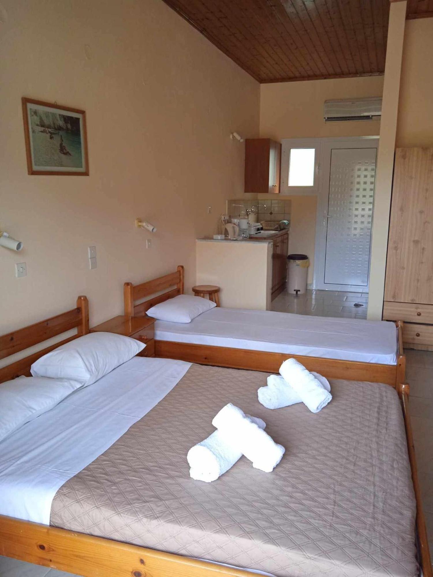 Peyko Rooms Keri Екстер'єр фото